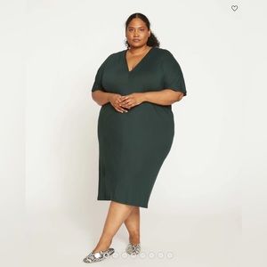 Universal Standard Teresa Liquid Jersey V-Neck Dress I. 
Forest Green, Size S